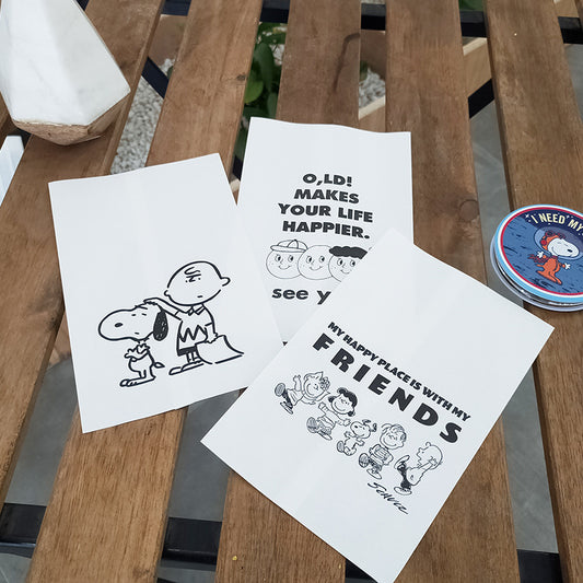 50 Stück weiße Papiertüten mit süßem Hunde-Anime-Motiv