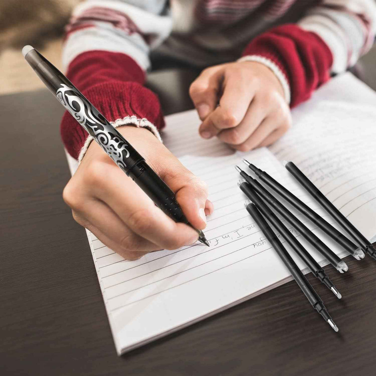 Paquete de 24 recambios de bolígrafos de tinta de gel borrables, punta fina de 0,7 mm (negro)