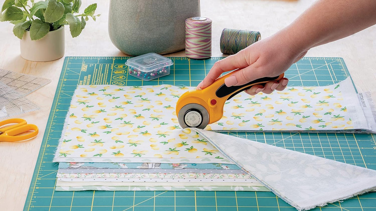 OLFA 45mm Ergonomic Rotary Fabric Cutter (RTY-2/DX)