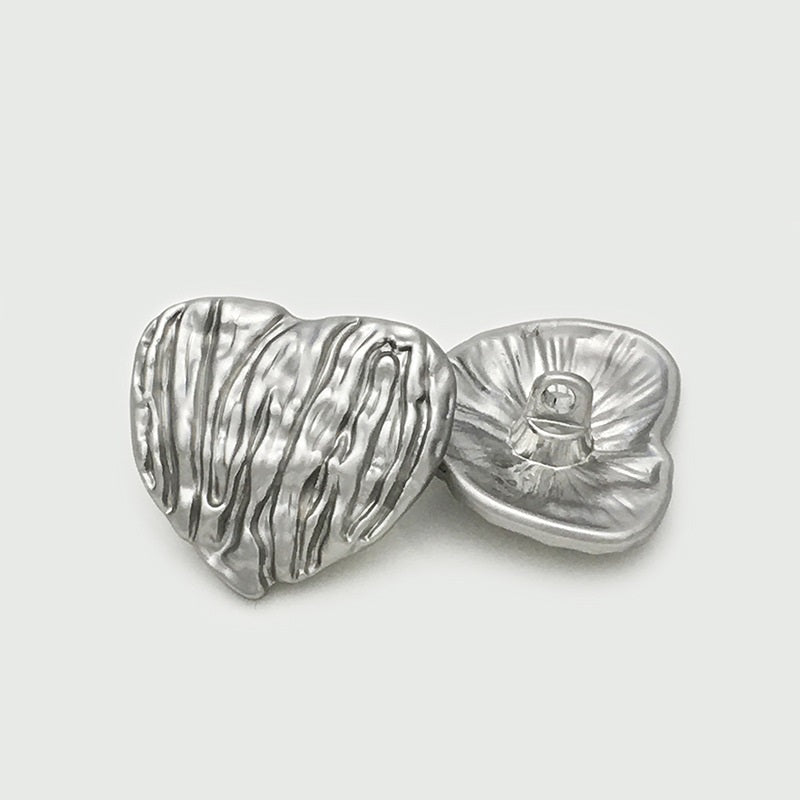 Vertical Stripe Heart-Shaped Metal Buttons for Knitted Sweaters 20pcs Silver