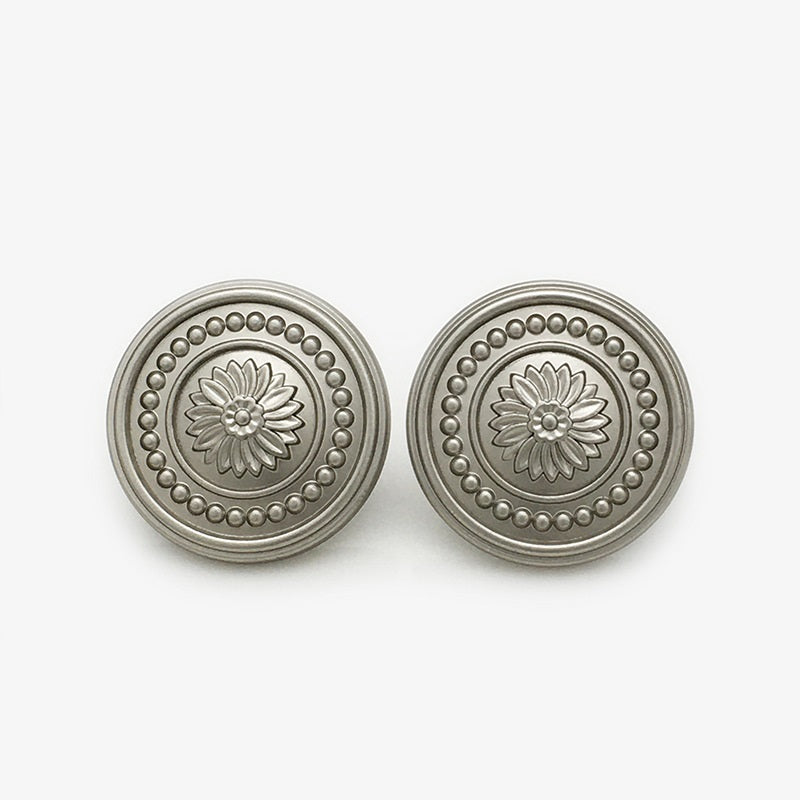 15-22.5mm Vintage Daisy Flower Metal Buttons Ancient Gold Finish 20pcs Silver