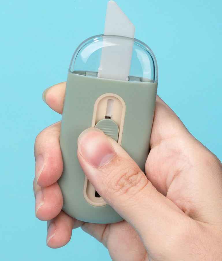 DELI Auto-Retractable Mini Box Safe Ceramic Cutter 3 Color Pack