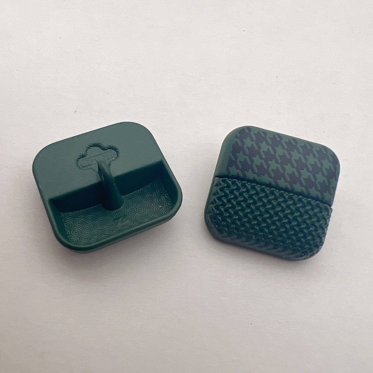 25mm Square Houndstooth Patterned Metal Shank Buttons 50pcs Green