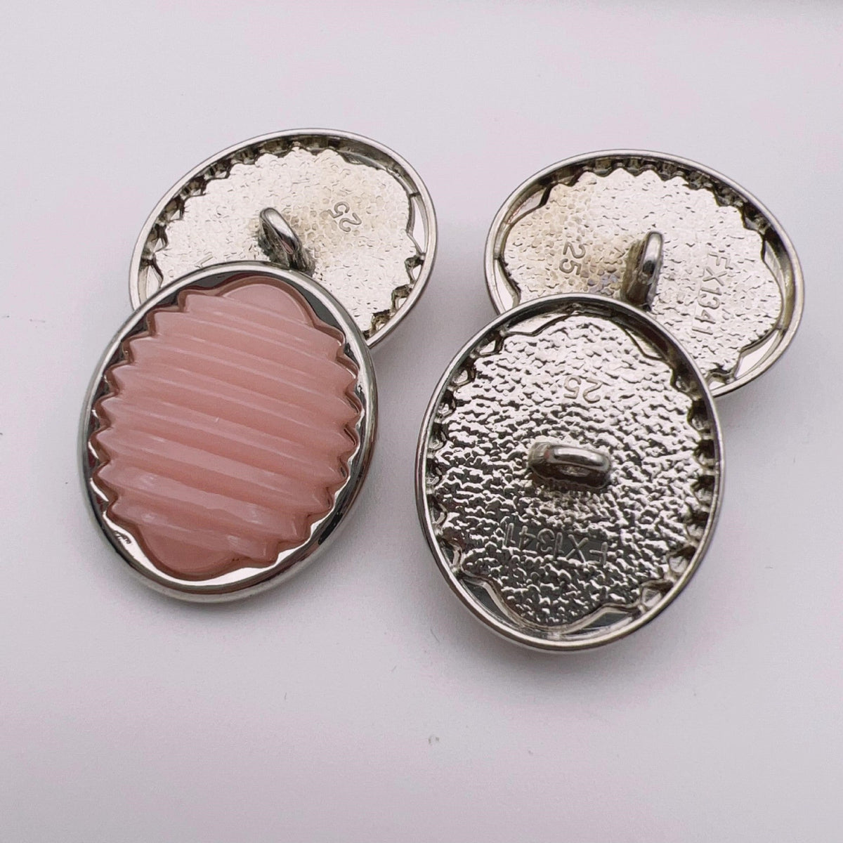18/21/25mm Oval Stripe Resin Metal Shank Buttons 49 Pack