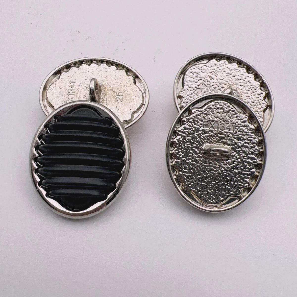 18/21/25mm Oval Stripe Resin Metal Shank Buttons 49 Pack