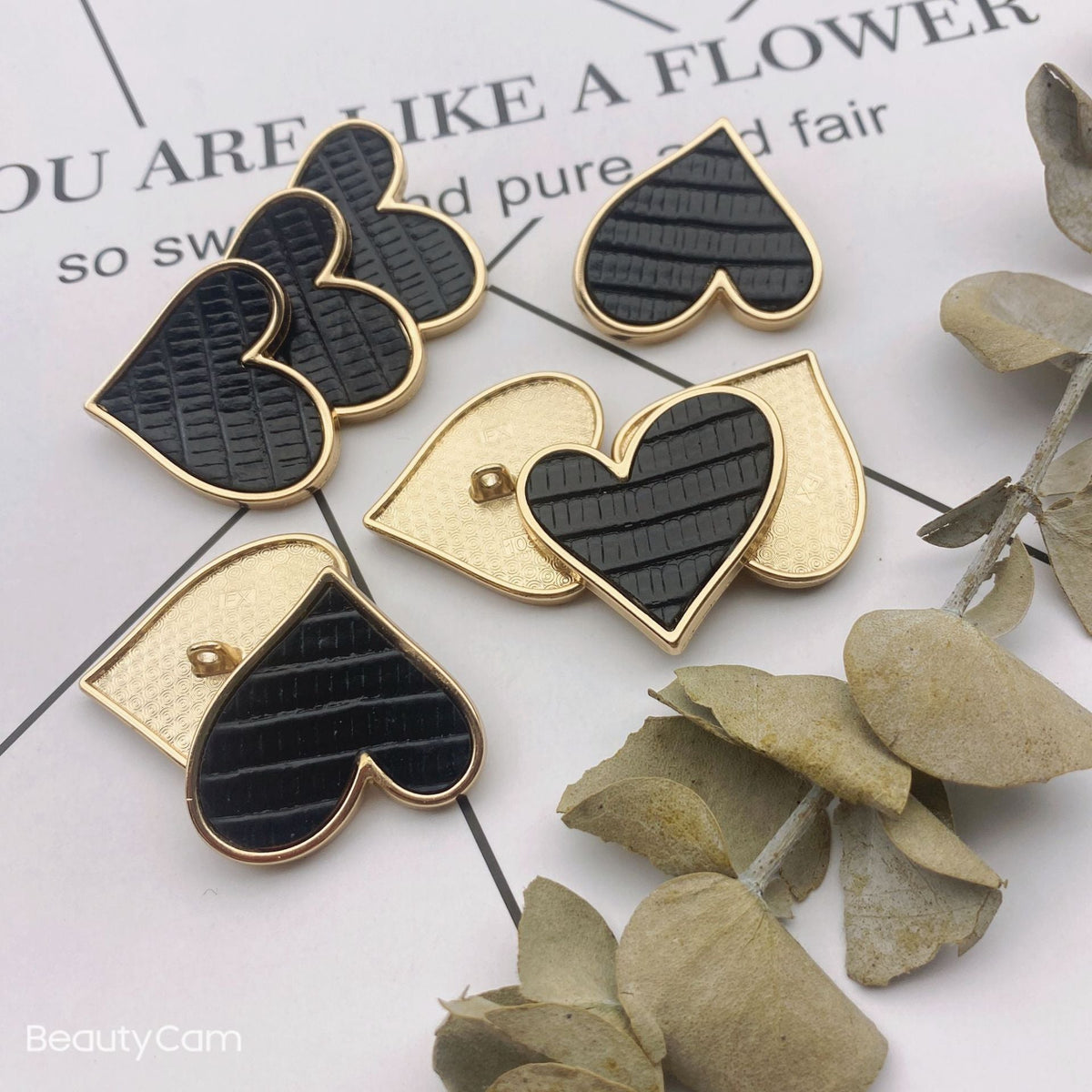 25mm Leather Surface Heart-Shaped Metal Shank Buttons 10pcs Black