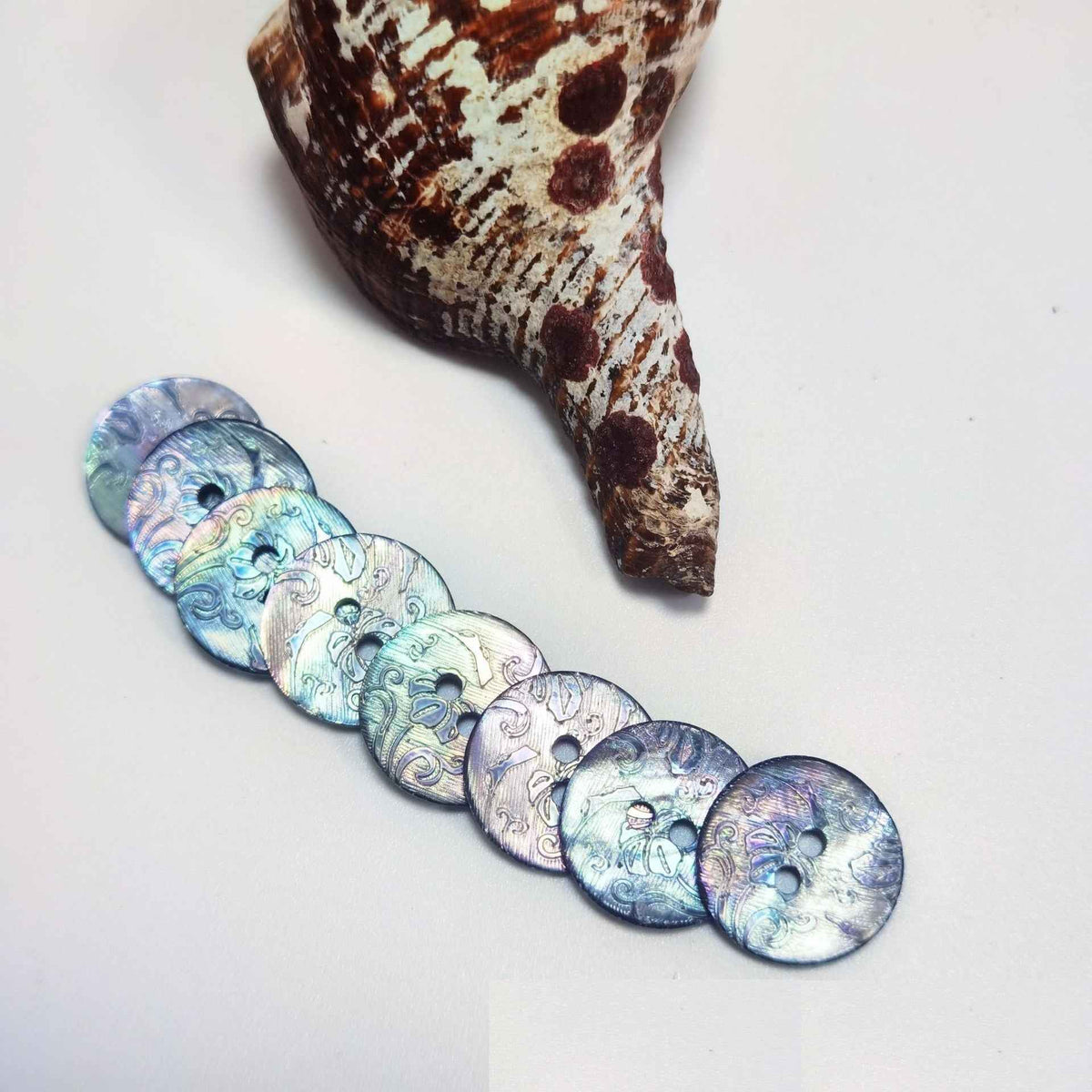 24L (15mm) Japanese Mother of Pearl Ash Gray Shell Buttons 100pcs
