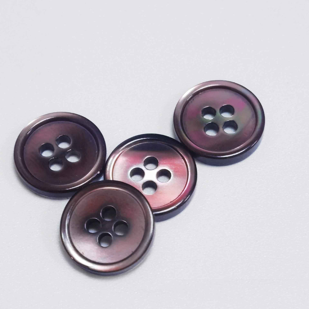 16L (10mm) Round 4-Hole Mother of Pearl Shell Buttons 100 Pack