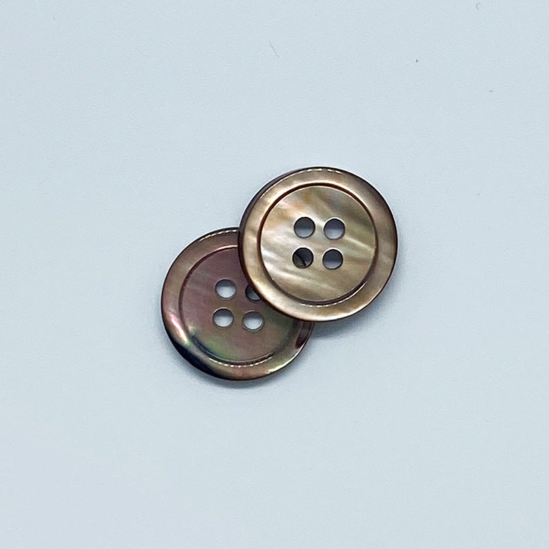 18mm Natural Round Four-Hole Coffee Shell Buttons