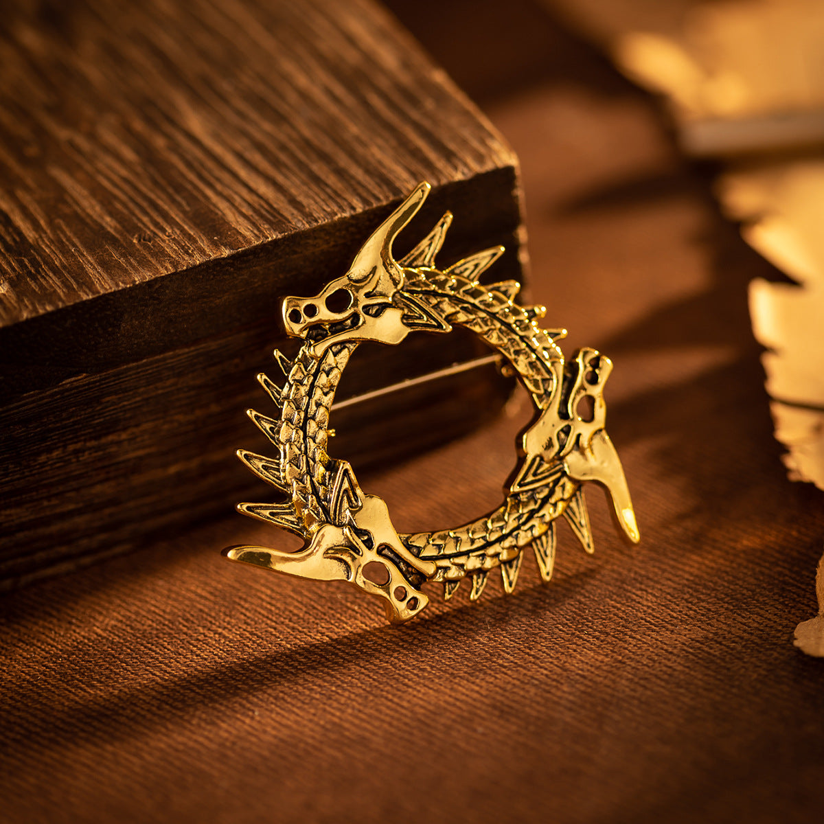 Circular Three-Headed Dragon Brooch - Vintage Pin 3pcs Antique Gold