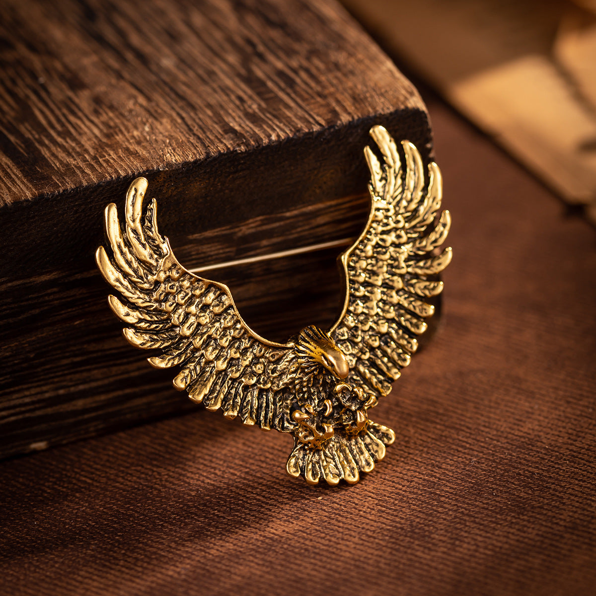 Vintage Gold Silver Retro Eagle Spread Wings Badge Brooch 3pcs Gold