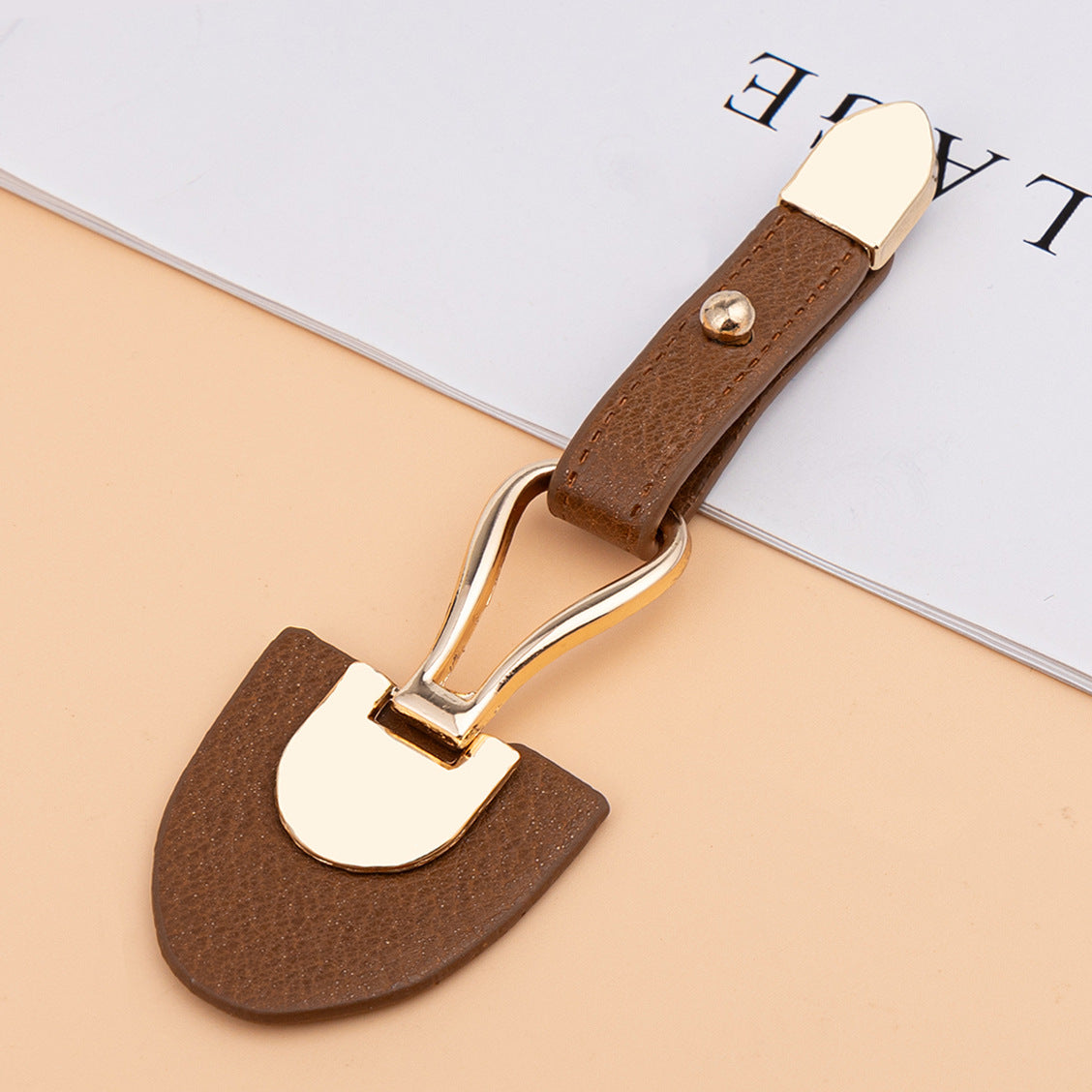 10.5cm Beige Coffee Leather Sew-on Toggles with Metal Buckle 5pcs Light Brown