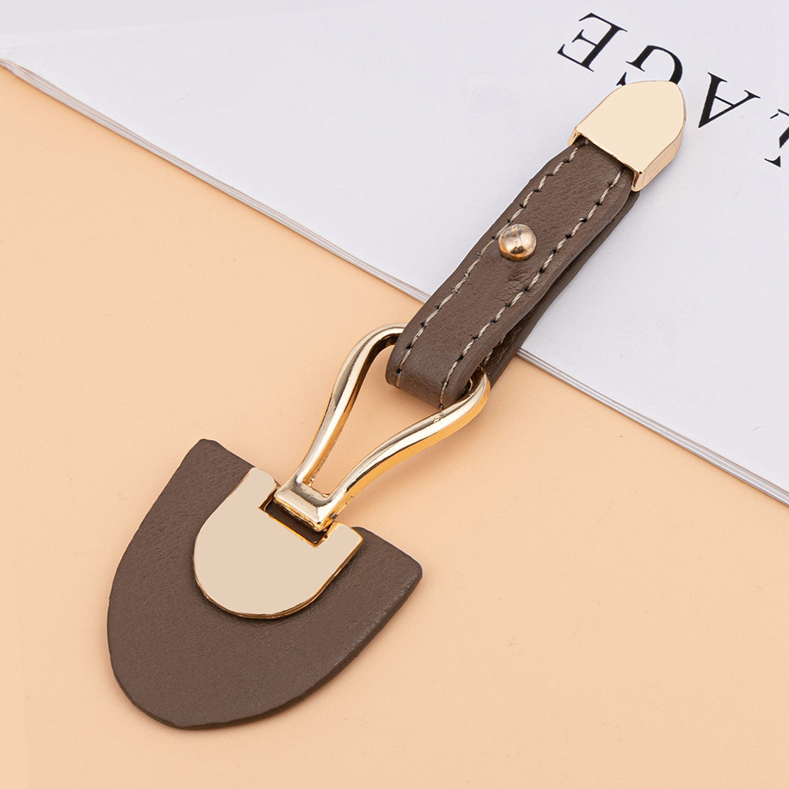 10.5cm Beige Coffee Leather Sew-on Toggles with Metal Buckle 5pcs Light Coffee