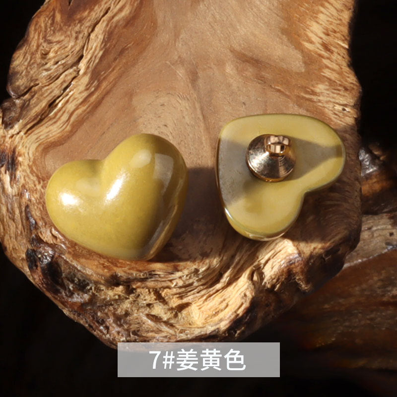 14mm Heart-Shaped Plastic Decorative Button for Kids' Clothes 40 Pack