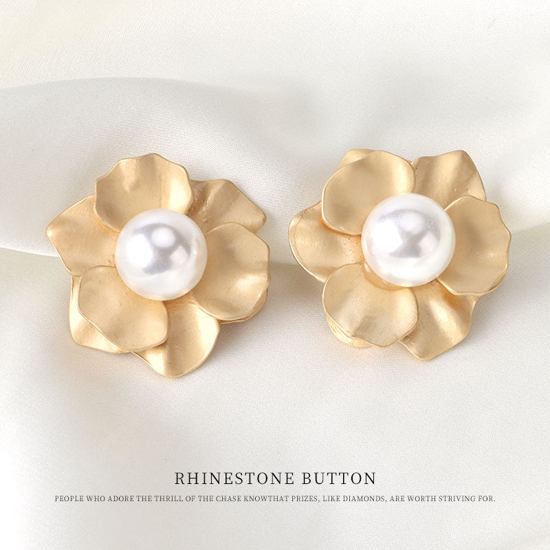29mm Golden Lotus-Shaped Pearl Metal Button with Shank 2pcs
