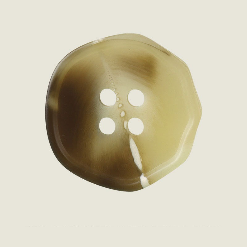 18-28mm Irregular Shaped Four Eye Resin Buttons for Suits Trousers 20pcs Beige