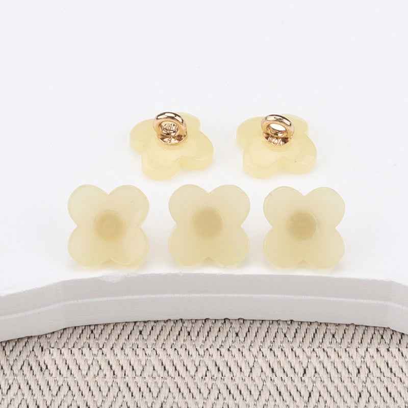 9.5mm Flower Shaped Resin Buttons High Shanks for Women's Shirts 30 Pack