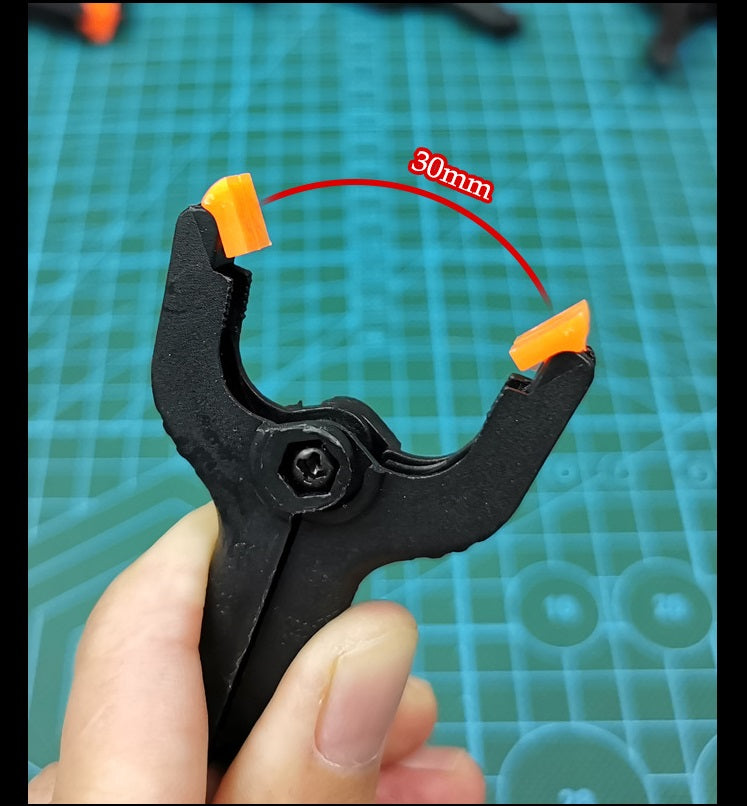 Model Seamless Clamps Set of 12 — 65×55mm for Scale Models & Miniatures