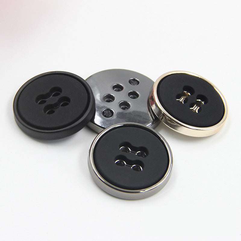 12.5-30mm Round Four-Hole Black White Plastic Buttons Gun Edge 100pcs