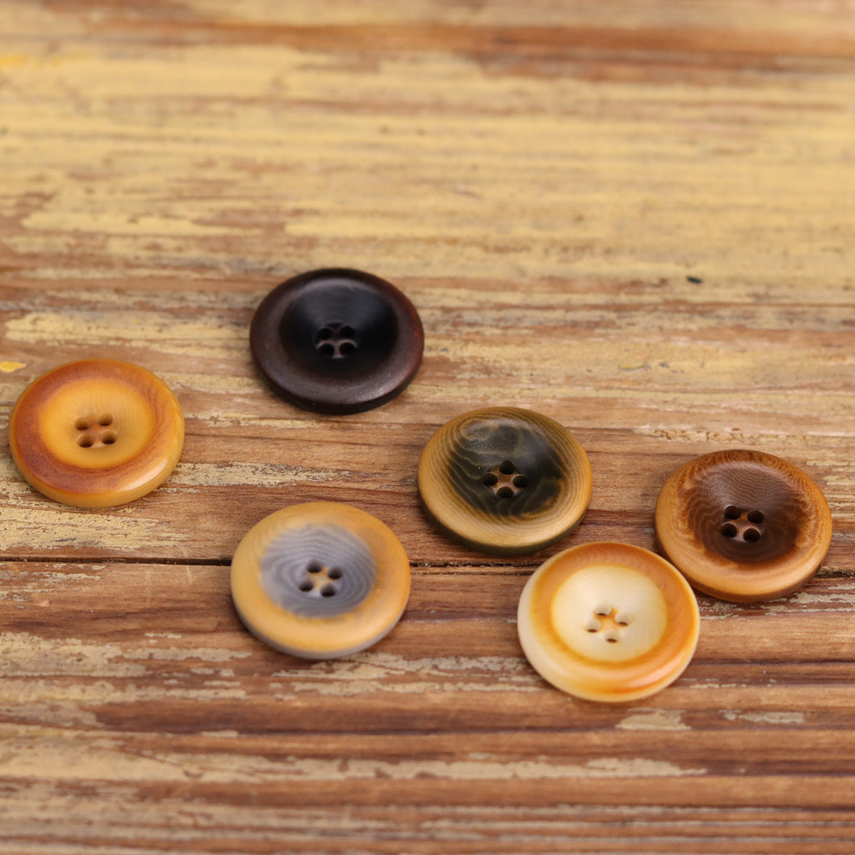15-25mm Retro Burnished Palm Tree Nut Shell Buttons 25 Pack