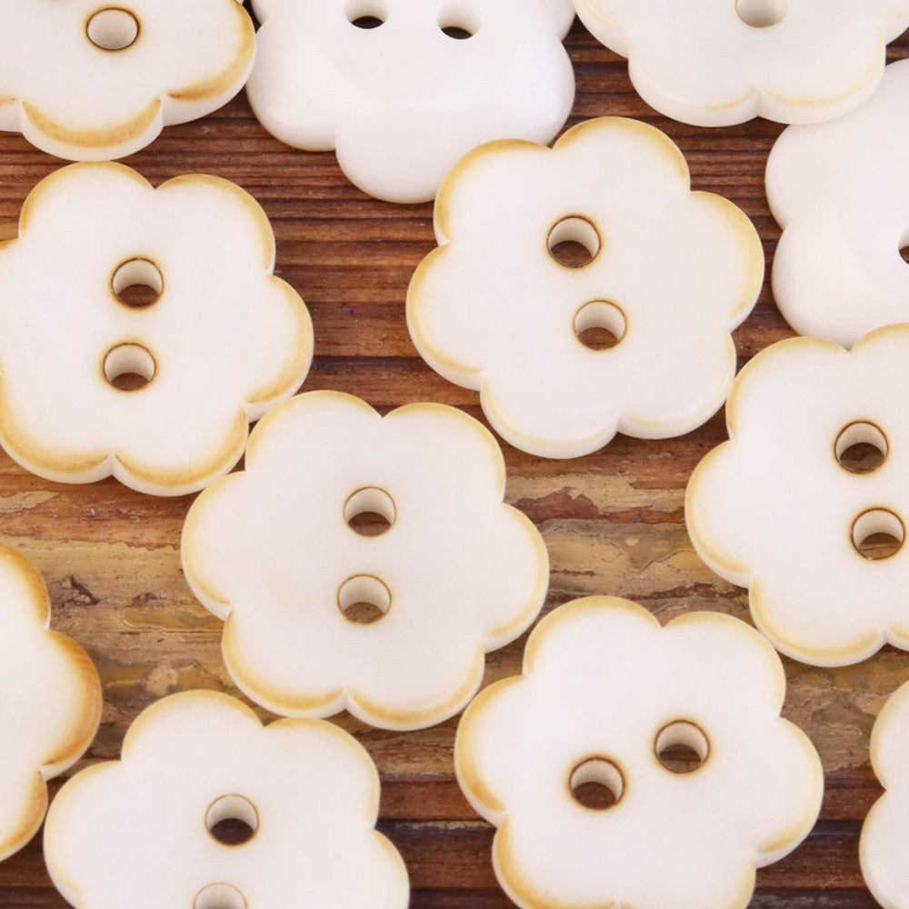 Flower-Shaped Eco-Friendly Corozo Buttons For Kids' Clothing 20 Pack