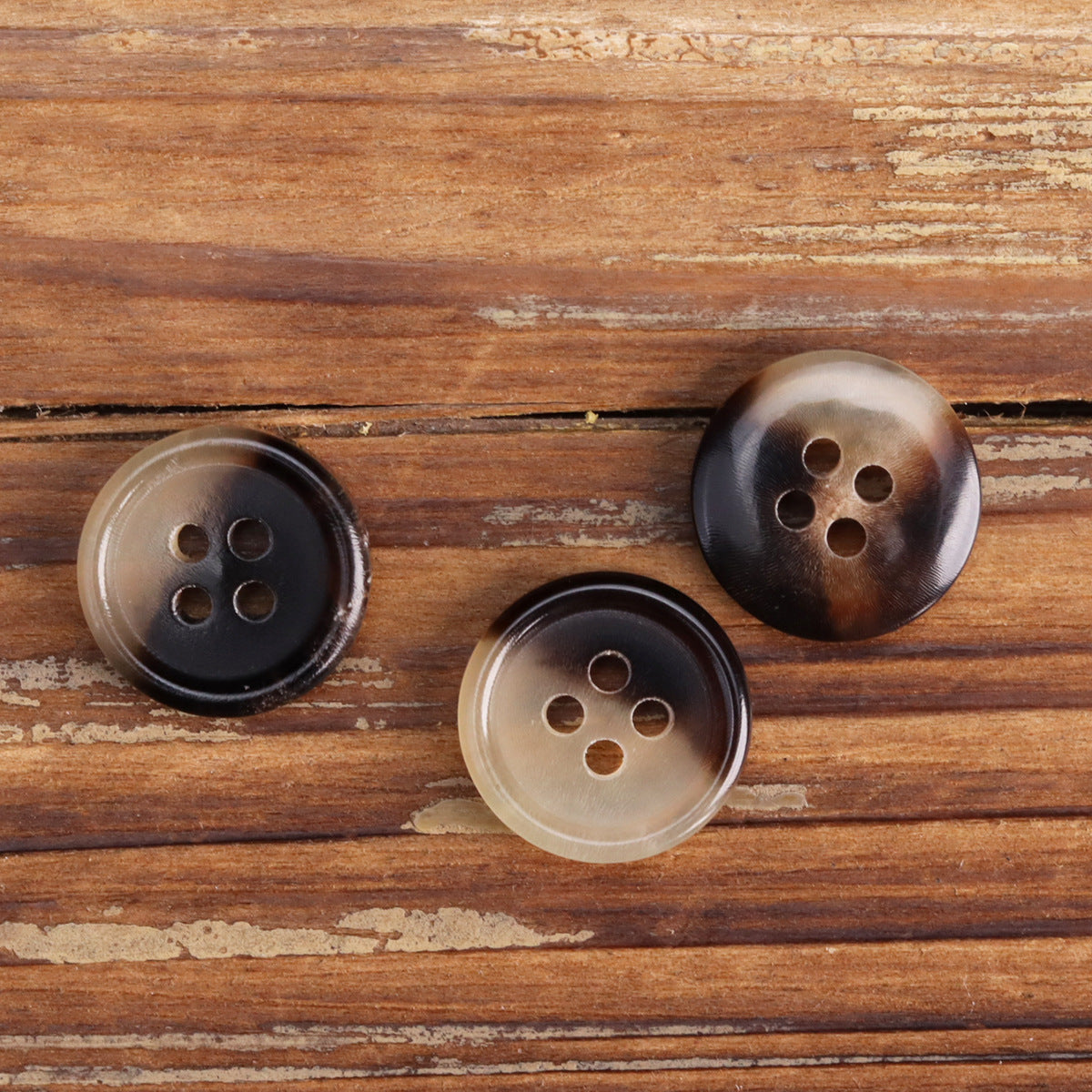 11.5mm Round-Edged Natural Yellow Cattle Horn Shirt Buttons 6pcs