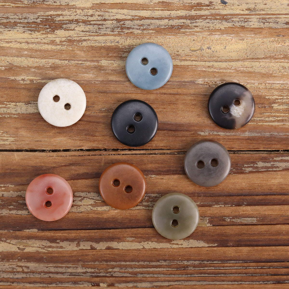 11.5mm Retro Linen Cardigan Burned Urea Buttons 70 Pack