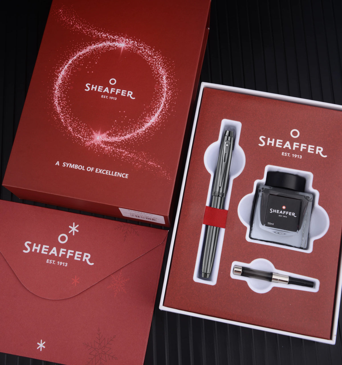 Sheaffer 100 Fountain Pen Gift Set – Fine Nib (~0.5mm), Gold Clip, Converter & Ink | Polished Chrome / Black Lacquer / Dark Blue-Grey Dark Blue-Grey