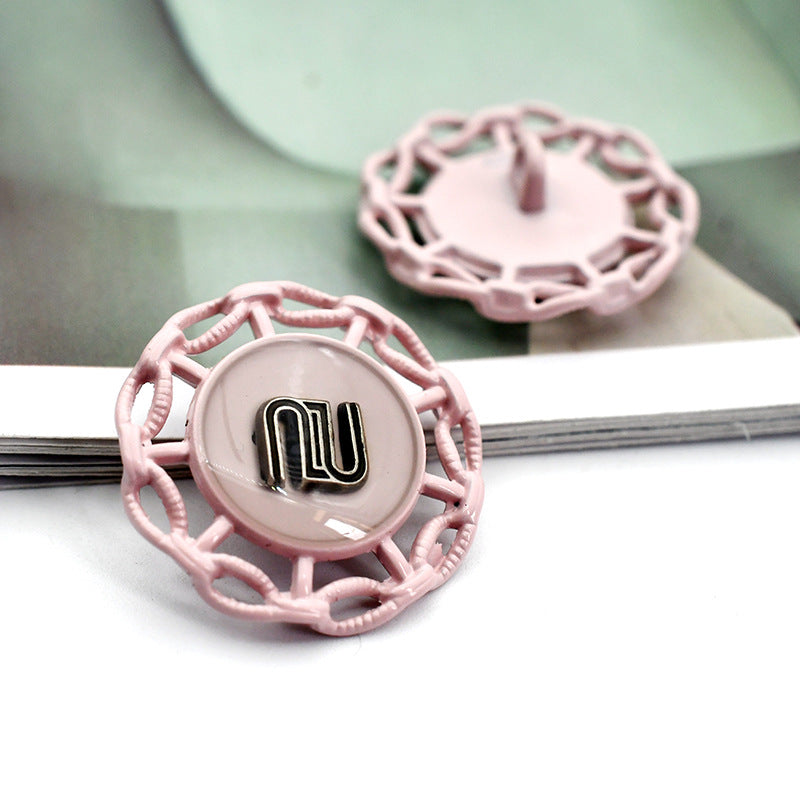 18/23mm Letter M Metal Shank Buttons for Suits and Coats 10pcs Pink