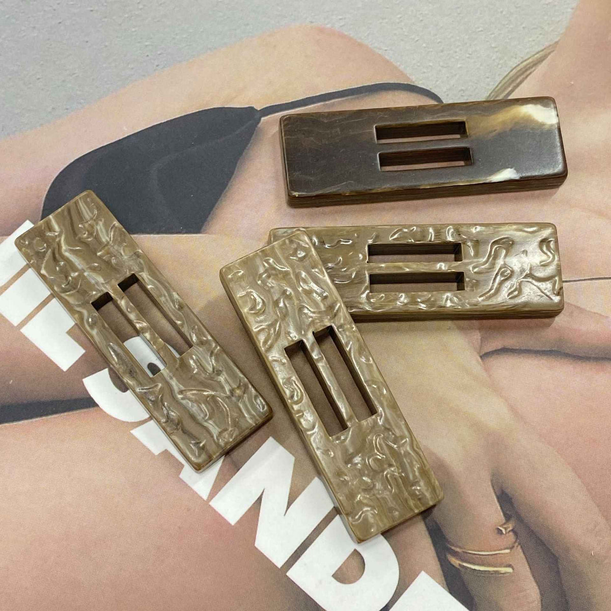 5cm Rectangular Resin 2-Hole Buckle Buttons 20pcs Brown