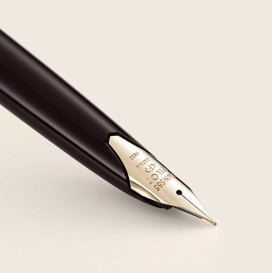 Pilot Elite E95S Fountain Pen with Ink Gift Box 14k Gold Nib