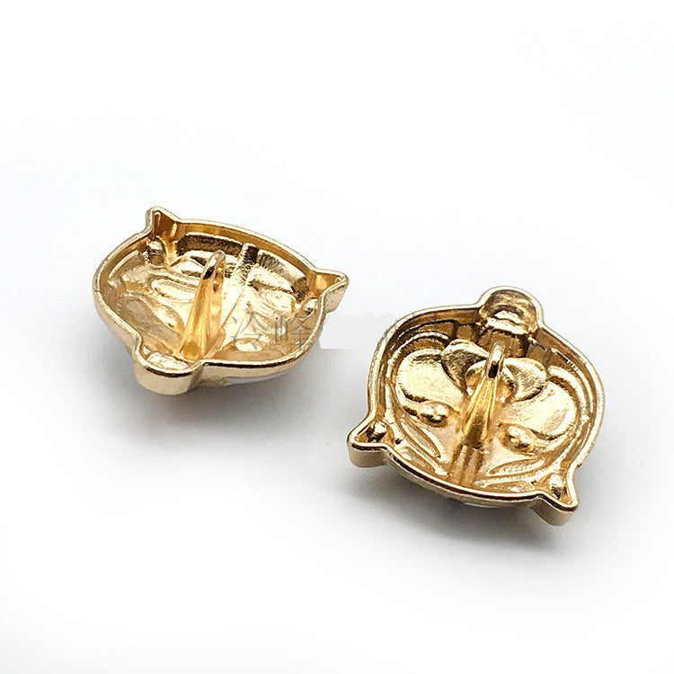 25mm White & Gold Leopard Head Animal Metal Shank Button 10pcs