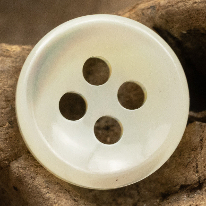 Beige Shell Buttons for Retro Silk Shirts Dresses 10pcs A