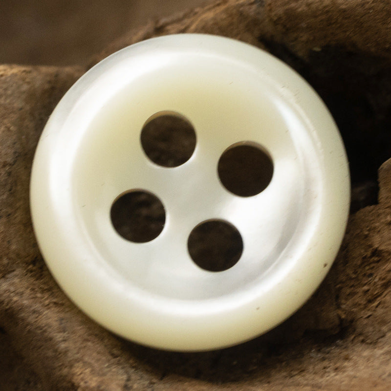Beige Shell Buttons for Retro Silk Shirts Dresses 10pcs D