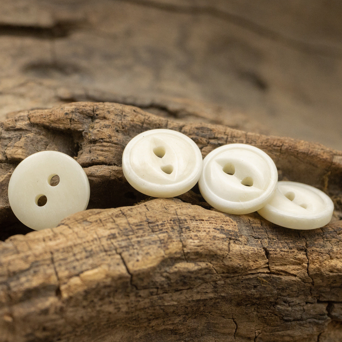 11.5mm Ivory Two-Hole Fish-Eye Bovine Bone Buttons for Shirt 10pcs