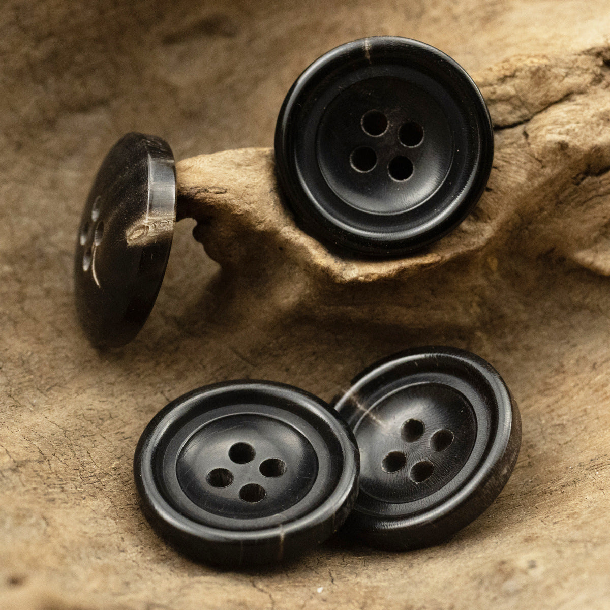 20mm Black Four-Hole Real Horn Buttons for Suits,Jackets 10pcs