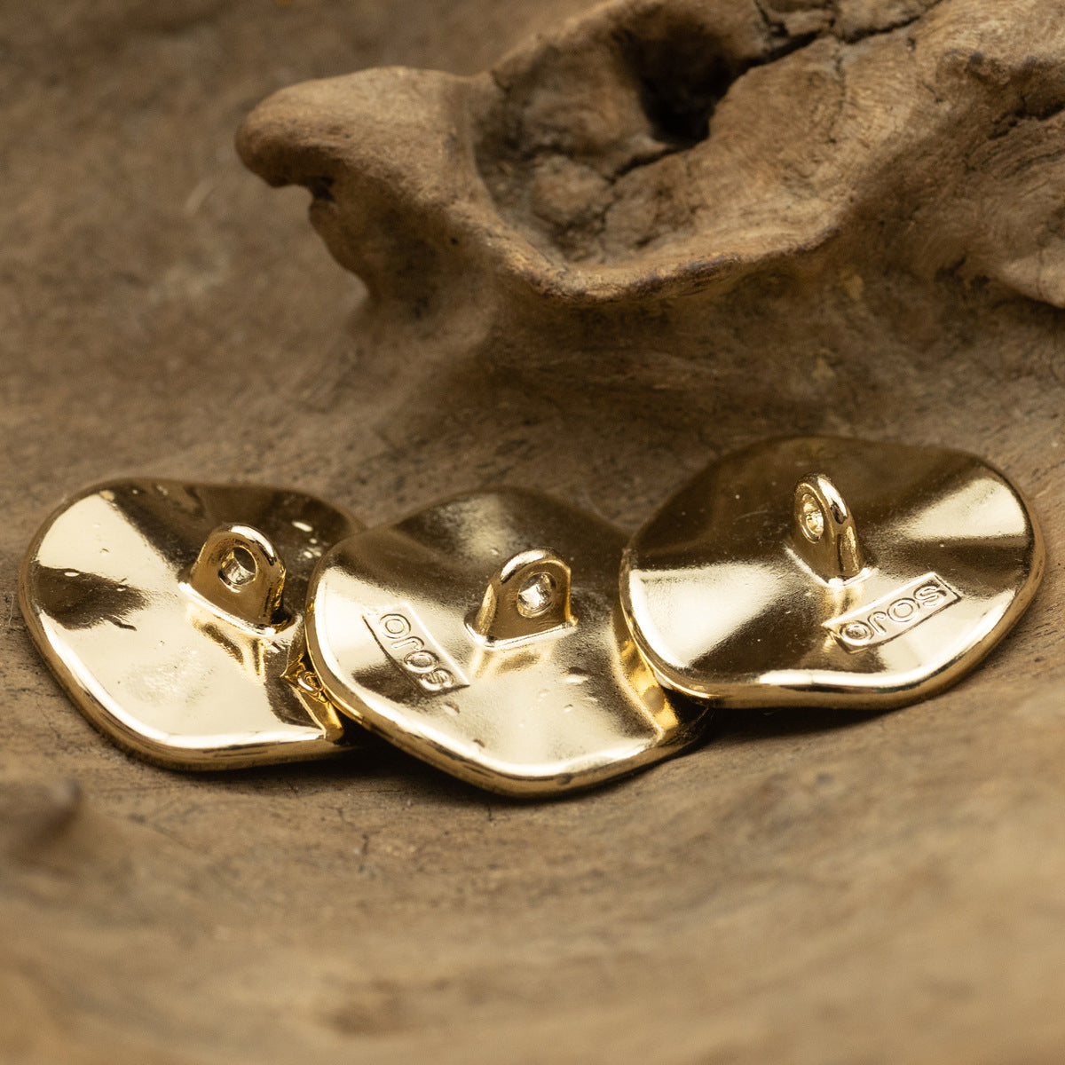 Curved Irregular Gold-Edged Pearl Metal Shank Coat Buttons 10pcs