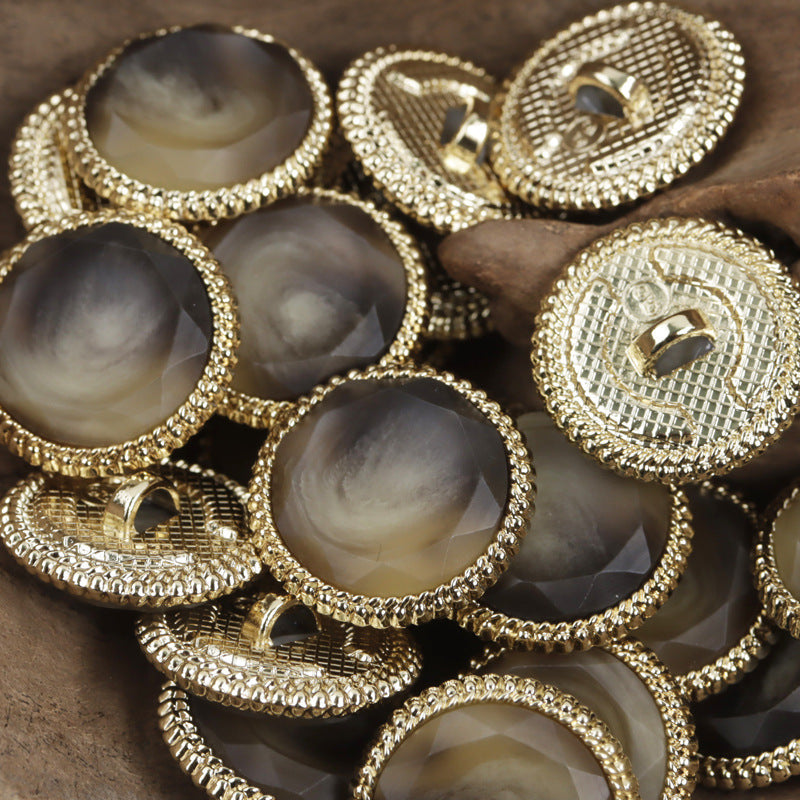 18-23mm Golden Lace Beige Resin and Metal Button 10pcs Brown