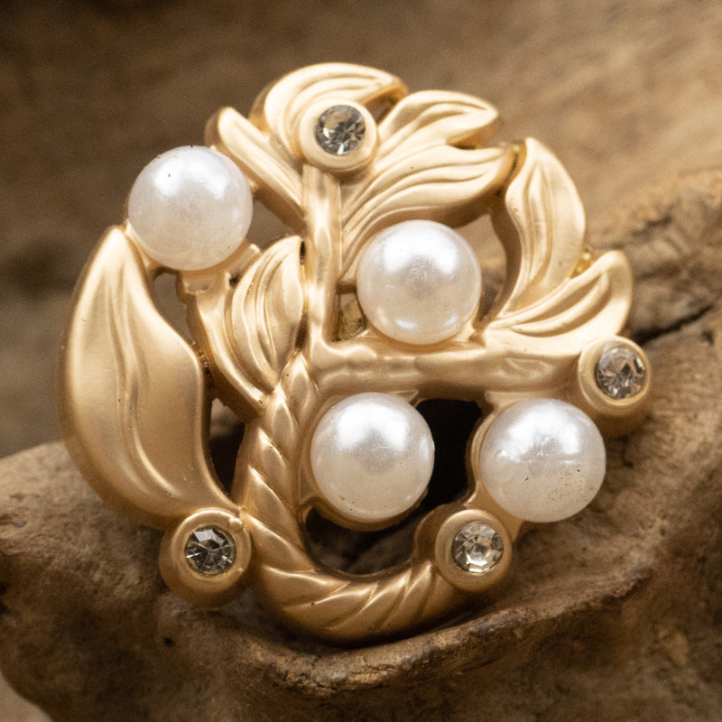 Irregular Hollow Leaf Petal Diamond-Inlaid Pearl Metal Buttons 10pcs Gold