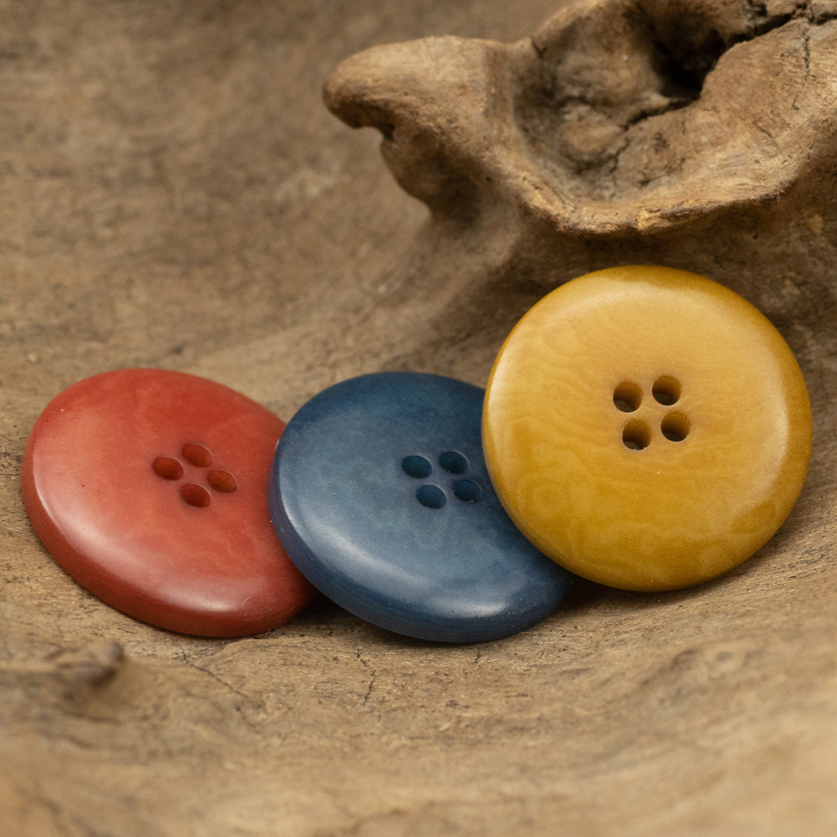 French Vintage Red Yellow Blue Fruit Buttons for Cashmere Cardigans 5pcs