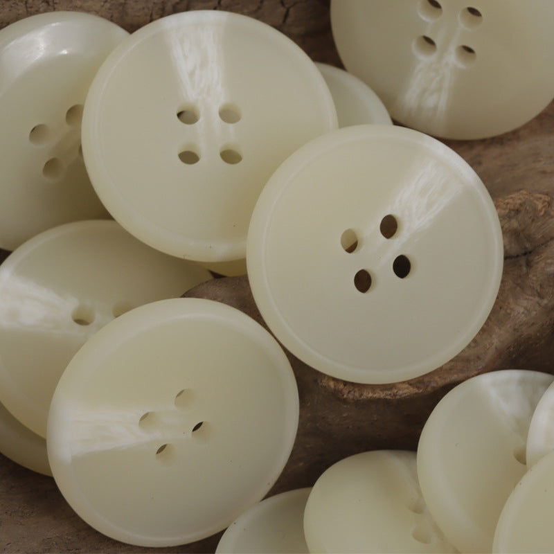 15-28mm Light Yellow Round Four-Hole Resin Flat Button 20pcs Light Yellow