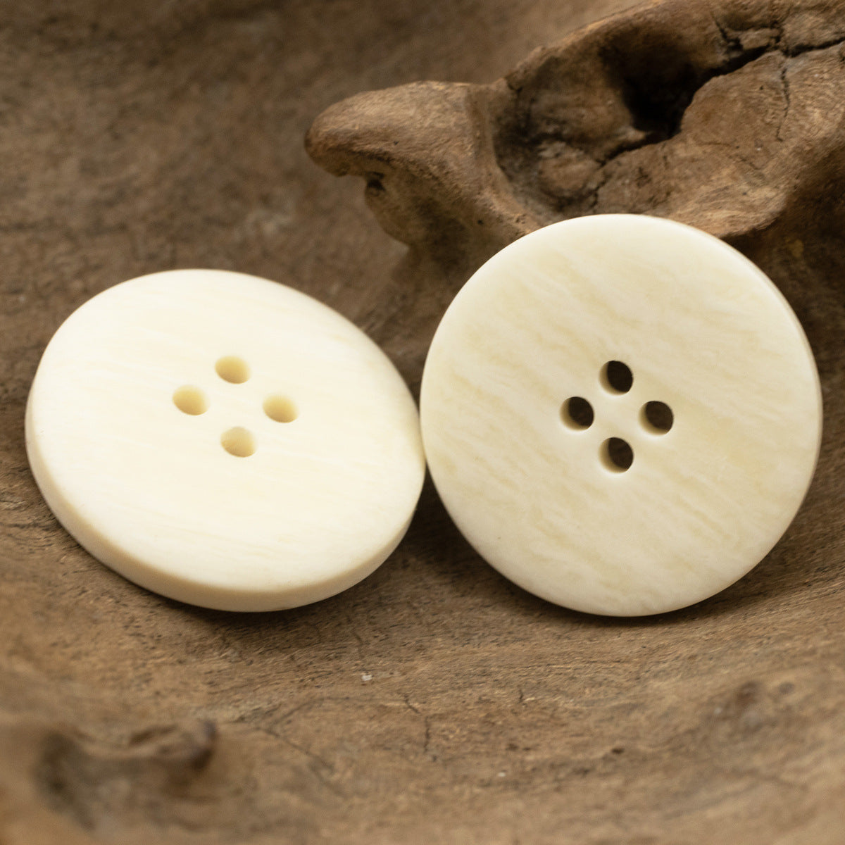 White Resin Buttons Imitated Ox-Bone Grain for Suit Jackets,20PCS