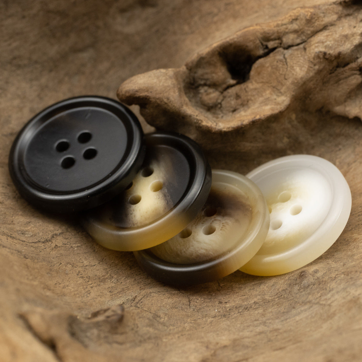 15-30MM Brown Four-Hole Resin Buttons for Casual Pants 40 Pack