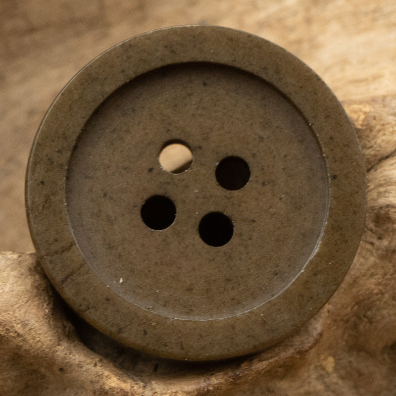15-25MM Wide-Edged Distressed Cement Gray Resin Buttons 30pcs Brown