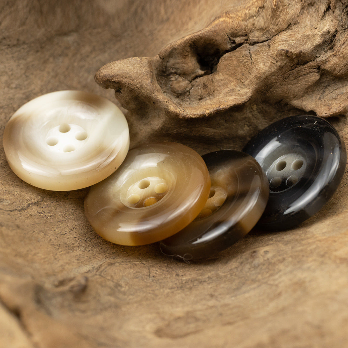Shiny Coffee Resin Four-Hole Buttons for Knit Sweaters 30PCS