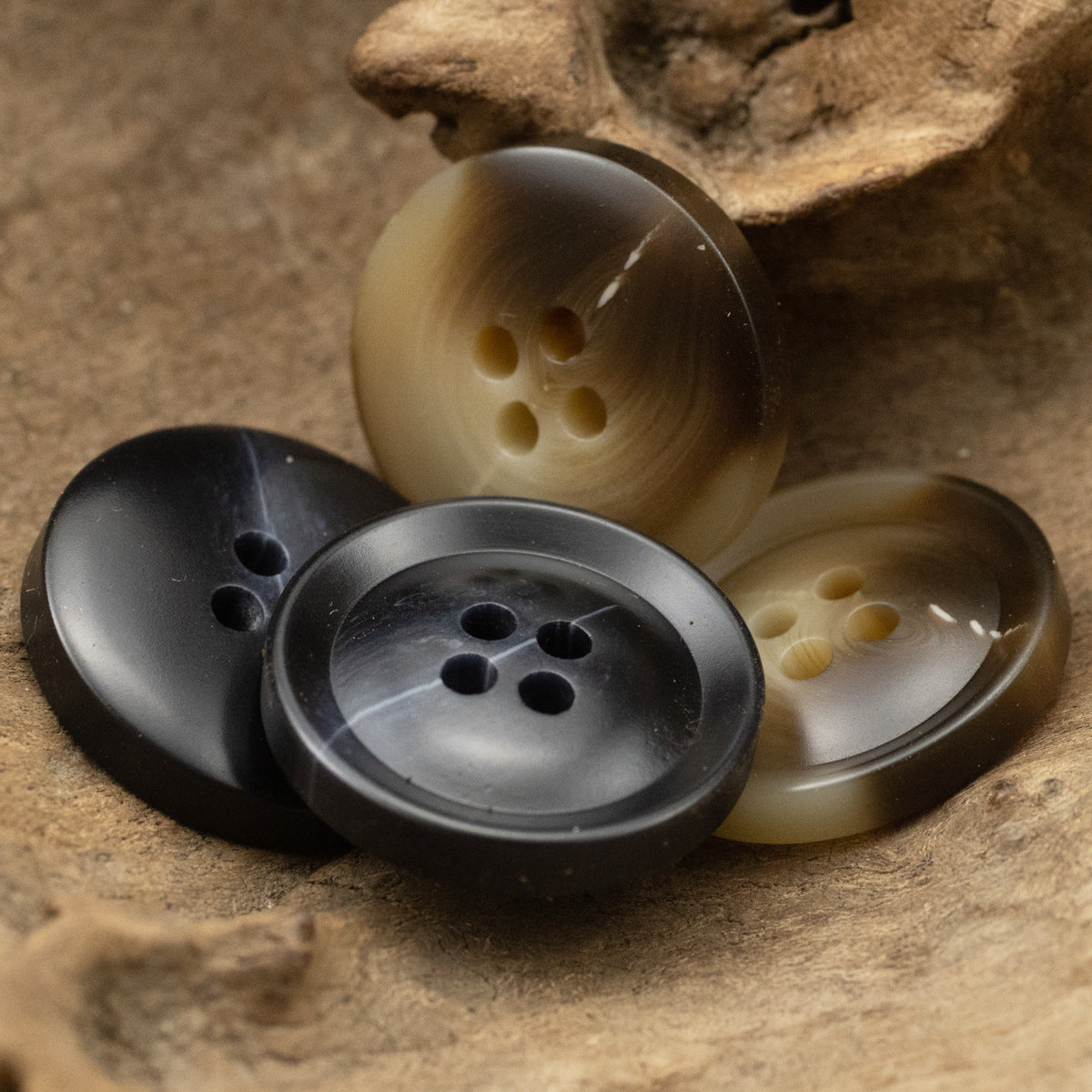15-30mm Black Brown Resin Buttons for Suits 30pcs