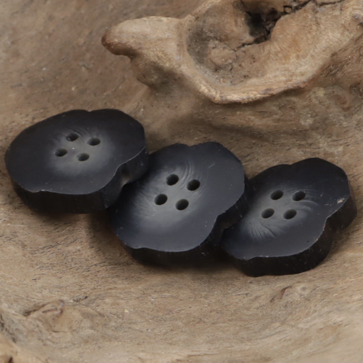 Irregular Chipped Matte Black Four-Hole Resin Buttons 20PCS