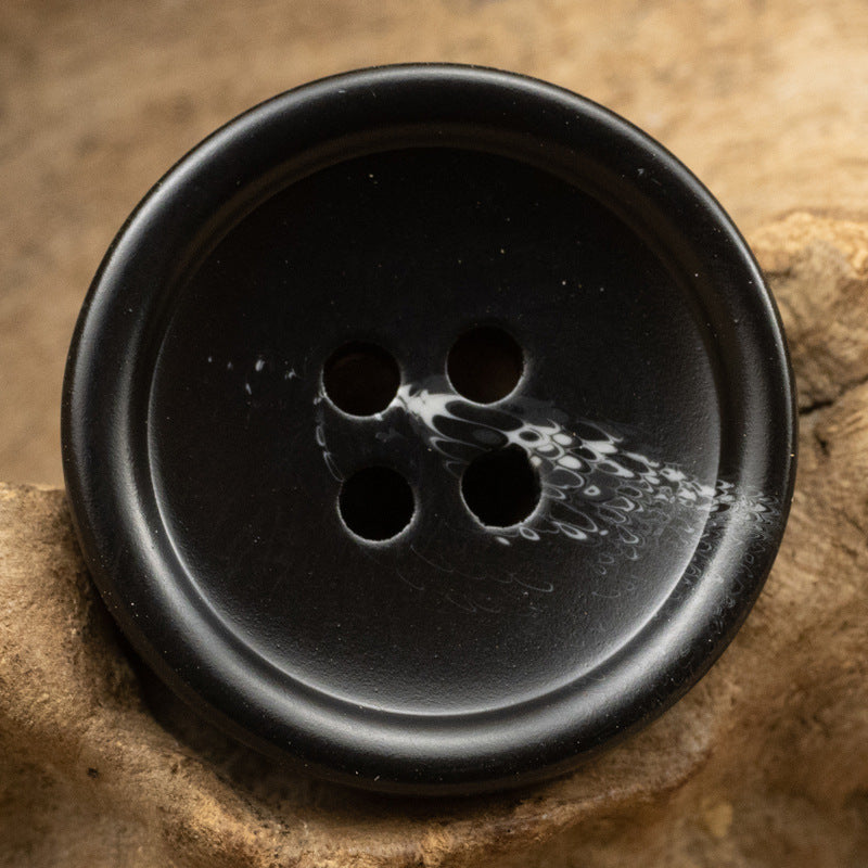 15-28mm Resin Four-Hole Buttons for Short Windbreakers 30 Pack