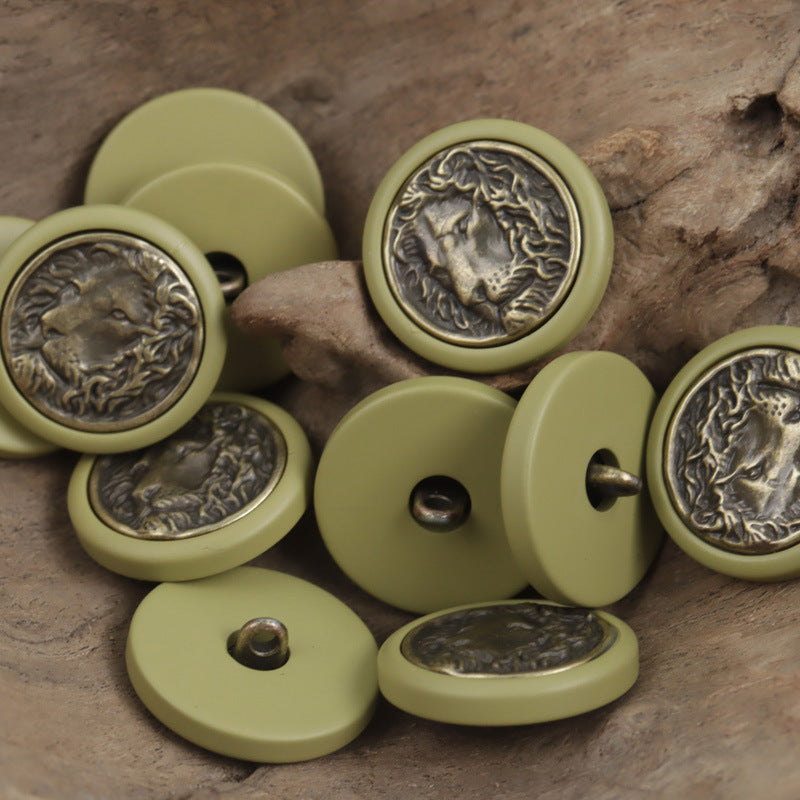 Round Resin Button with Inlaid Bronze-Colored Lion King Metal Pattern 10pcs Green