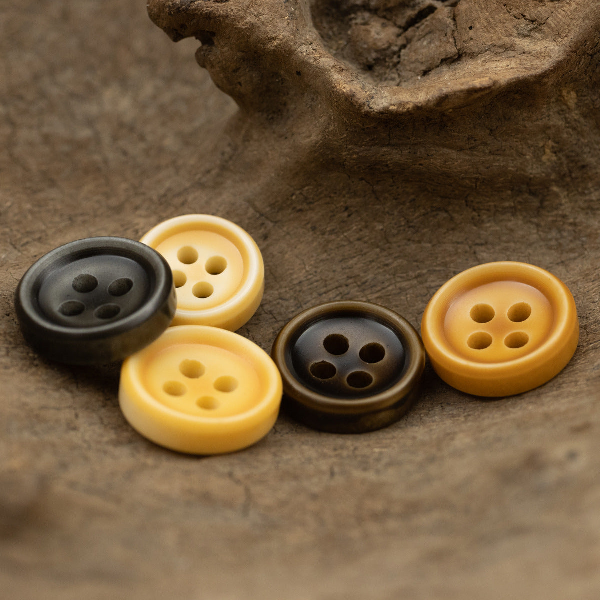 10-11.5MM Orange Dark Green Resin Buttons for Casual Shirts 100 Pack